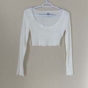 Princess Polly  Cropped Long Sleeve Top Size 4 (C8)‎